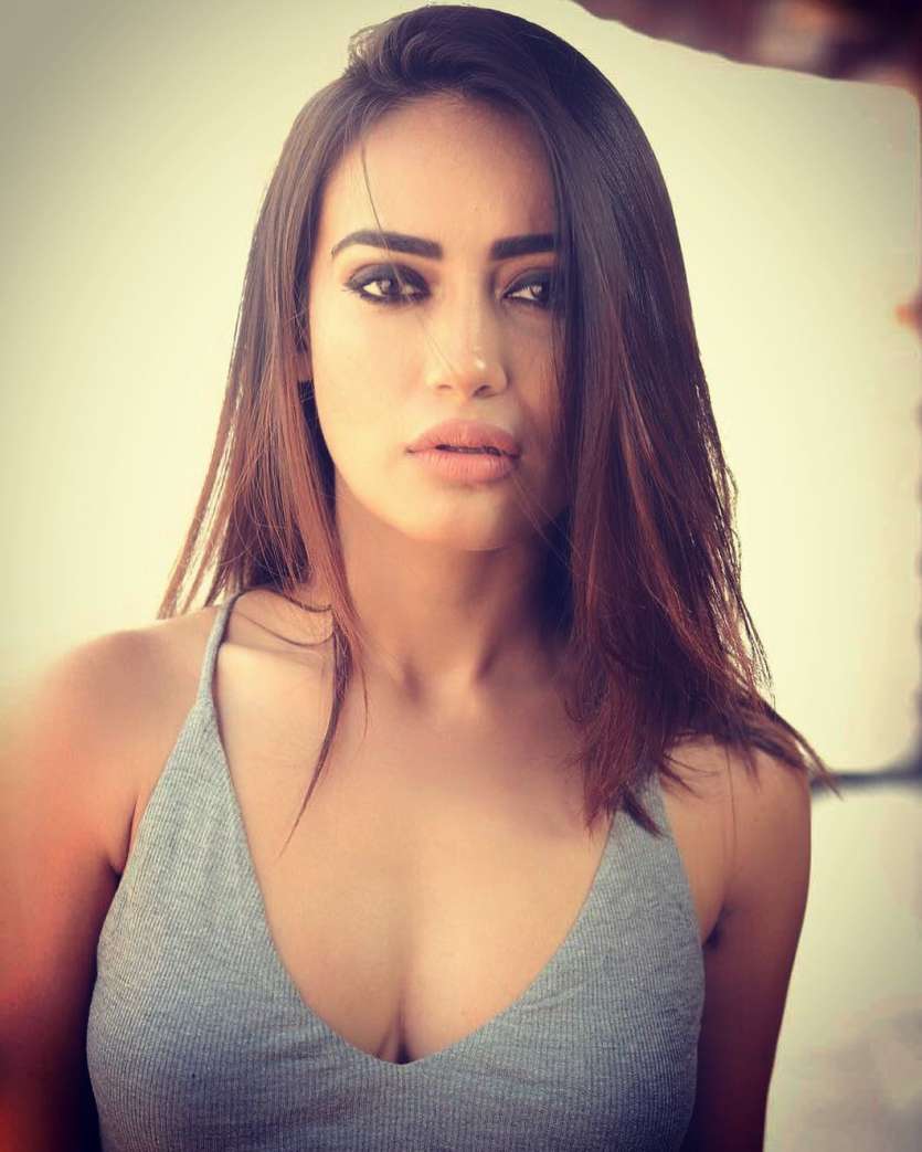 Neetu Chandra Neetu Chandra